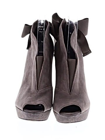 Vera Wang Ankle Boots (view 2)