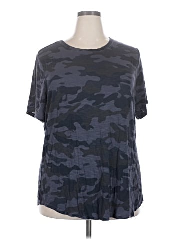 Old Navy Active T-Shirt (view 1)