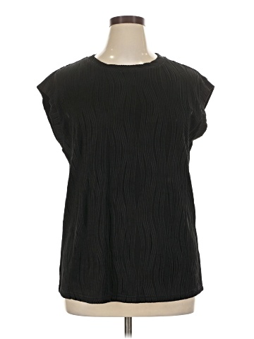 Lillusory Short Sleeve Top (view 1)