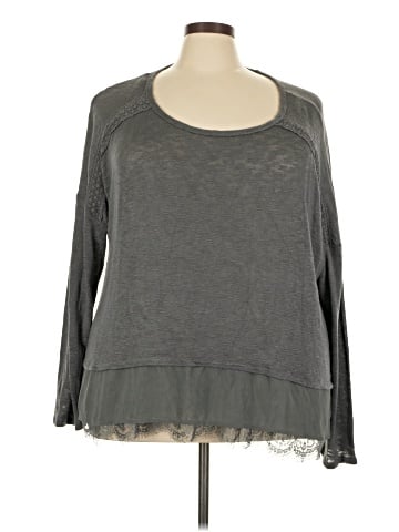 Xhilaration Sweatshirt (view 1)