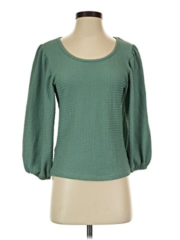 ePretty 3/4 Sleeve Top (view 1)
