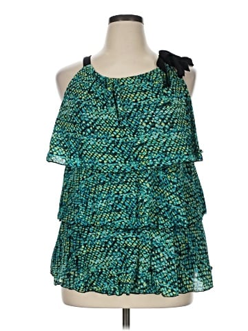 Valerie Stevens Sleeveless Blouse (view 1)