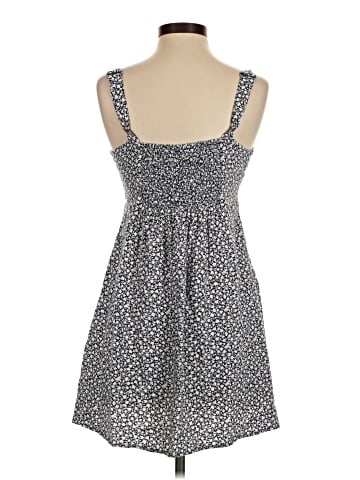 Old Navy Casual Dress (view 2)