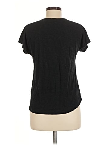 Lucy & Laurel Short Sleeve T-Shirt (view 2)