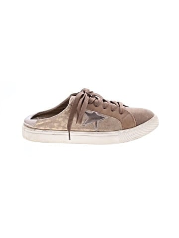 BOUTIQUE By Corkys Sneakers (view 1)