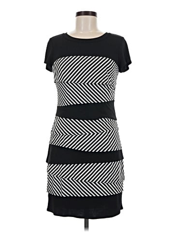 Laundry by Shelli Segal Casual Dress (view 1)
