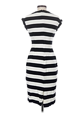 Banana Republic Casual Dress (view 2)
