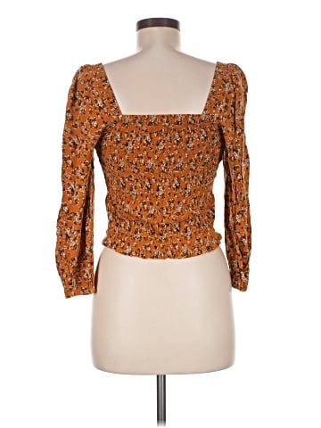 American Eagle Outfitters 3/4 Sleeve Blouse (view 2)