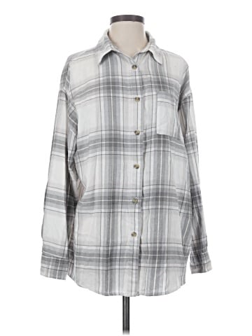 Aeropostale Long Sleeve Button-Down Shirt (view 1)