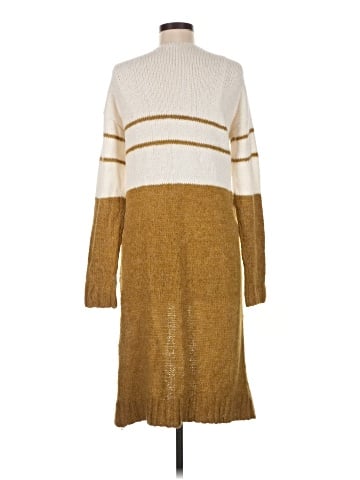 Hem & Thread Cardigan (view 2)
