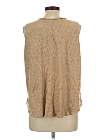 Signature Studio Sleeveless T-Shirt (view 2)