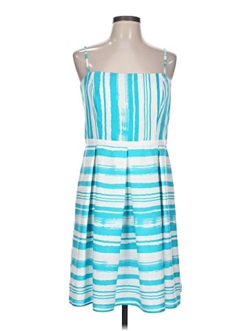 Isabel & Nina Casual Dress (view 1)