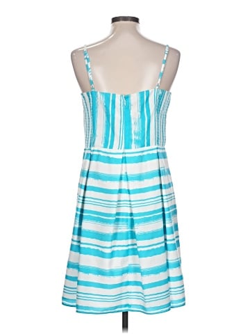 Isabel & Nina Casual Dress (view 2)