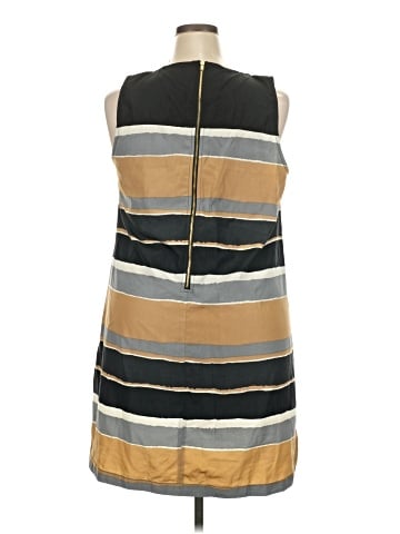 Allison Brittney Sleeveless Top (view 2)
