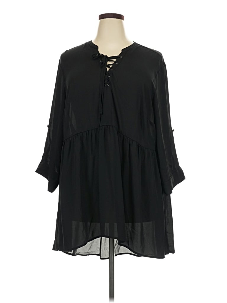 Pre-owned Torrid 3/4 Sleeve T-shirt In Black