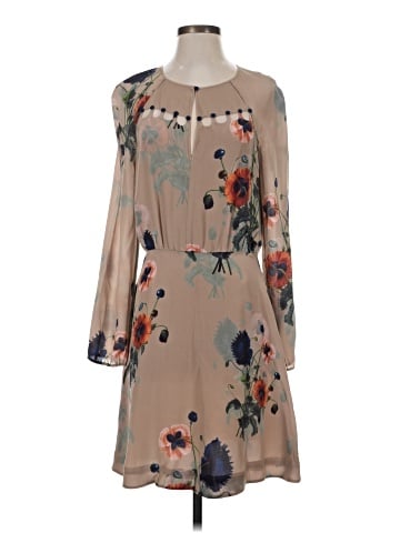 Leifsdottir Casual Dress (view 1)