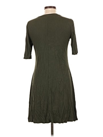 Old Navy Casual Dress (view 2)