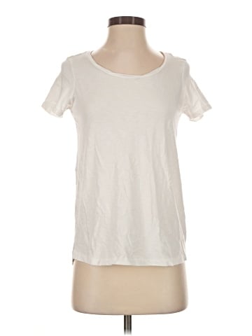 Lucy & Laurel Short Sleeve T-Shirt (view 1)