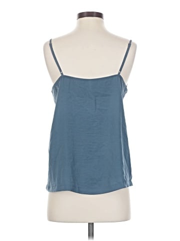 Only Sleeveless Top (view 2)