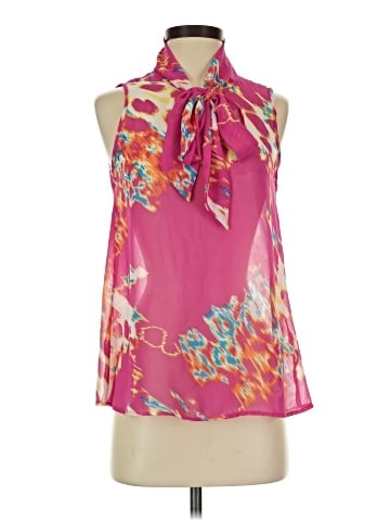 Peach Love Cream California Sleeveless Blouse (view 1)