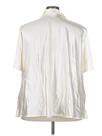 Maggie Barnes Short Sleeve Blouse (view 2)