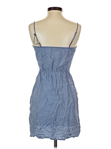 Old Navy Casual Dress (view 2)