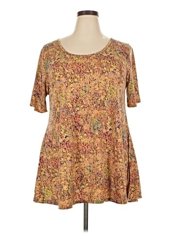 Lularoe Short Sleeve T-Shirt (view 1)