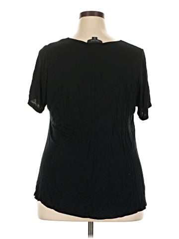 Karen Kane Short Sleeve T-Shirt (view 2)
