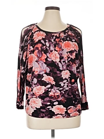 Jennifer Lopez 3/4 Sleeve Top (view 1)