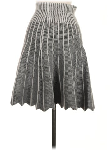 Alya Casual Skirt (view 2)