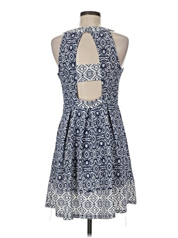 Xhilaration Casual Dress (view 2)