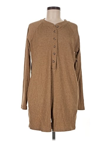 Old Navy Casual Dress (view 1)