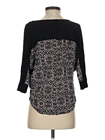 Wet Seal 3/4 Sleeve T-Shirt (view 2)