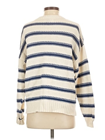 American Eagle Outfitters Pullover Sweater (view 2)