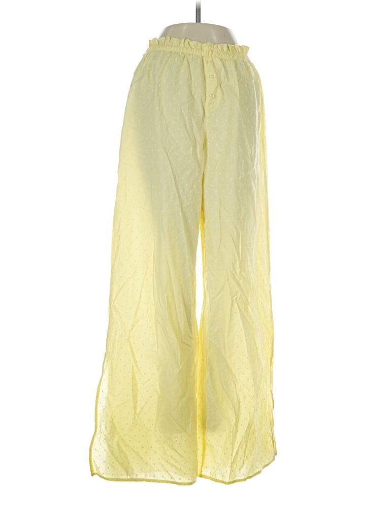 Pre-owned Colsie Casual Pants In Yellow