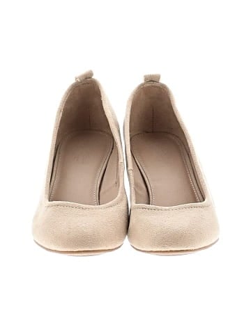 Universal Thread Heels (view 2)