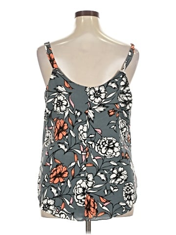 Le Chateau Sleeveless Top (view 2)