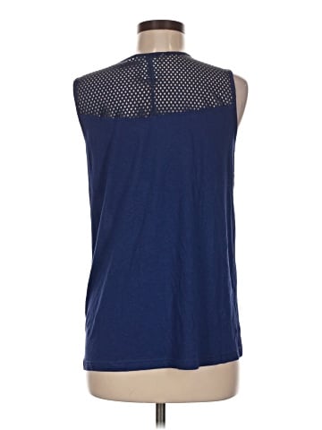 Neiman Marcus Sleeveless T-Shirt (view 2)