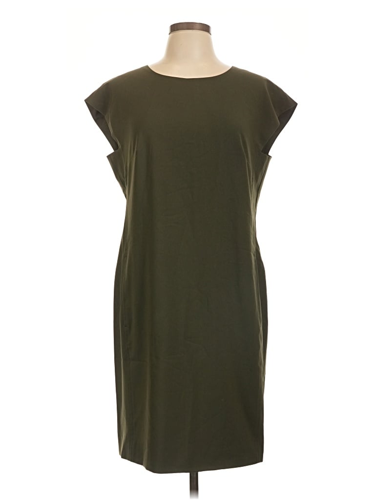 Pre-owned Mm. Lafleur Casual Dress In Green