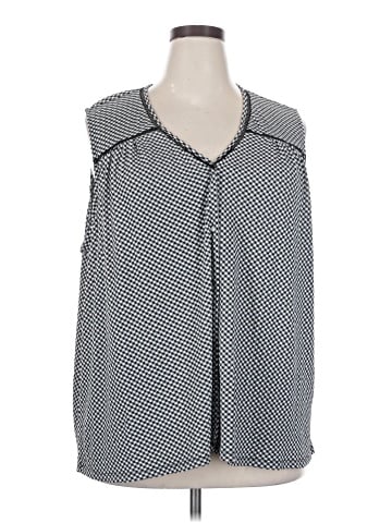 Bobeau Sleeveless Blouse (view 1)