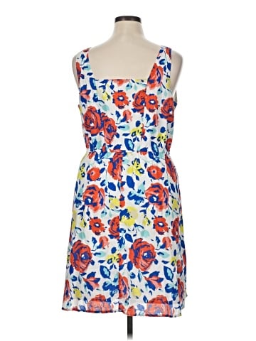 Old Navy Casual Dress (view 2)
