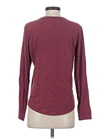 Lululemon Athletica Long Sleeve T-Shirt (view 2)