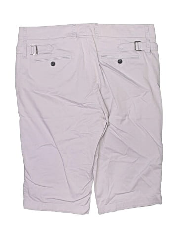 Vince. Khaki Shorts (view 2)