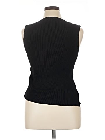 Dissh Sleeveless Top (view 2)