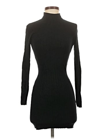 Abercrombie & Fitch Casual Dress (view 1)