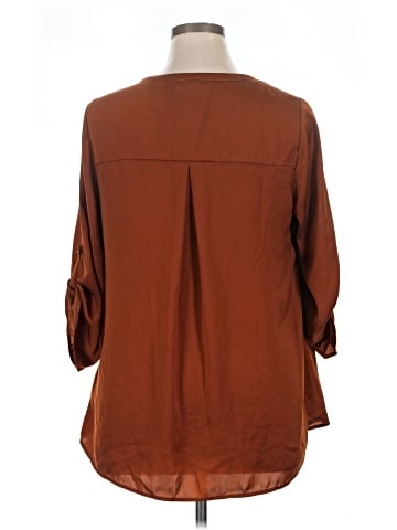 DR2 3/4 Sleeve Blouse (view 2)