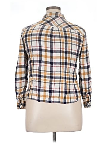 Maurices Long Sleeve Button-Down Shirt (view 2)