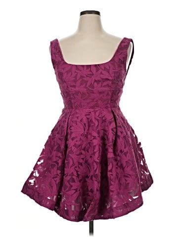 Selfie Leslie Cocktail Dress (view 1)