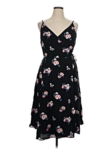 Abercrombie & Fitch Casual Dress (view 1)