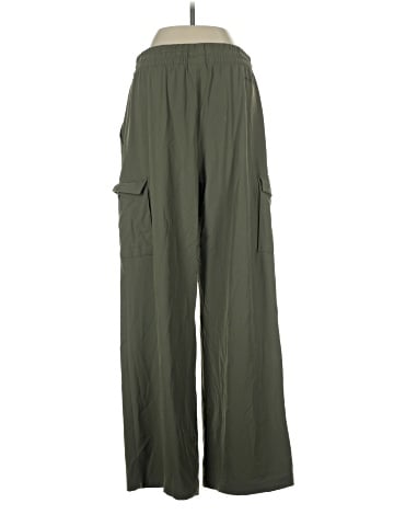 Columbia Cargo Pants (view 2)